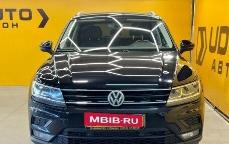 Volkswagen Tiguan II, 2018 год, 2 499 000 рублей, 2 фотография