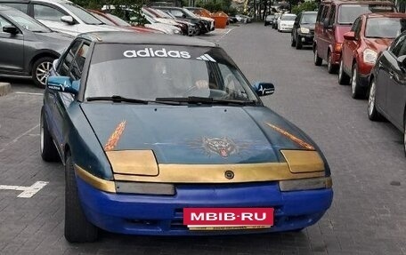 Mazda 323, 1993 год, 370 000 рублей, 6 фотография
