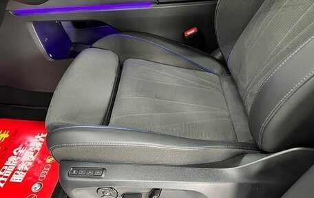Volkswagen Teramont, 2026 год, 5 700 000 рублей, 12 фотография
