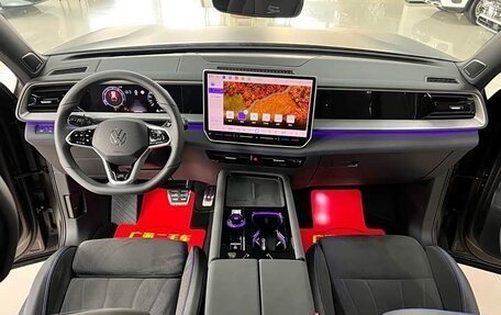 Volkswagen Teramont, 2026 год, 5 700 000 рублей, 14 фотография