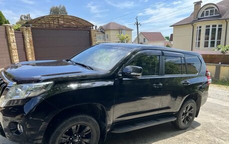 Toyota Land Cruiser Prado 150 рестайлинг 2, 2014 год, 4 200 000 рублей, 4 фотография