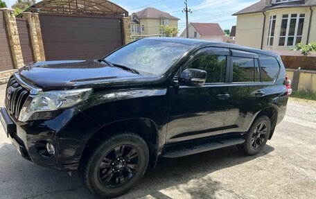 Toyota Land Cruiser Prado 150 рестайлинг 2, 2014 год, 4 200 000 рублей, 2 фотография