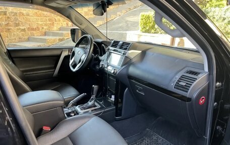 Toyota Land Cruiser Prado 150 рестайлинг 2, 2014 год, 4 200 000 рублей, 15 фотография