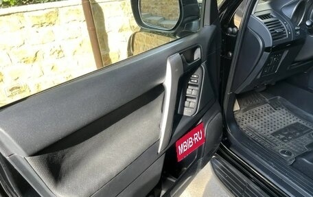 Toyota Land Cruiser Prado 150 рестайлинг 2, 2014 год, 4 200 000 рублей, 11 фотография