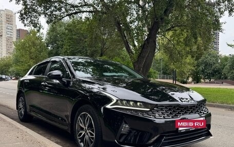 KIA K5, 2021 год, 2 600 000 рублей, 2 фотография