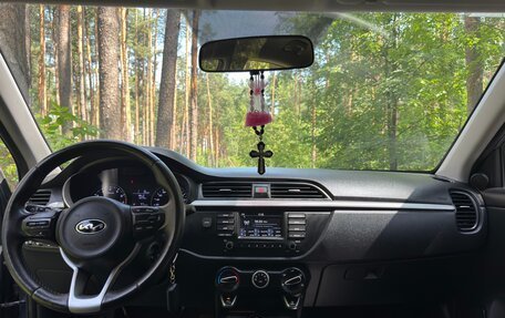 KIA Rio IV, 2018 год, 1 350 000 рублей, 8 фотография
