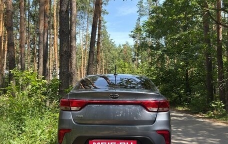 KIA Rio IV, 2018 год, 1 350 000 рублей, 5 фотография