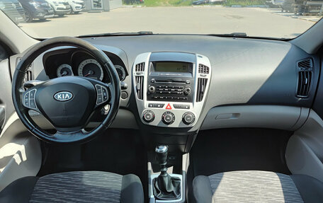 KIA cee'd I рестайлинг, 2009 год, 570 000 рублей, 17 фотография