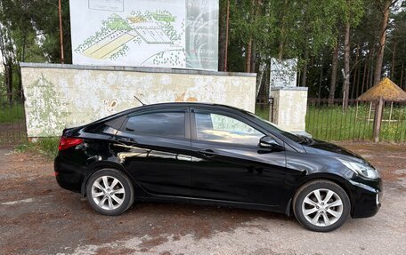 Hyundai Solaris II рестайлинг, 2011 год, 819 000 рублей, 3 фотография