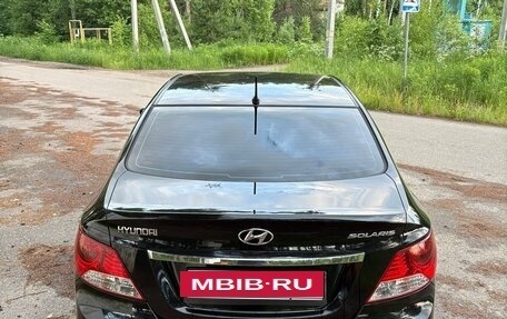 Hyundai Solaris II рестайлинг, 2011 год, 819 000 рублей, 6 фотография