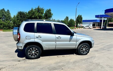 Chevrolet Niva I рестайлинг, 2013 год, 410 000 рублей, 4 фотография