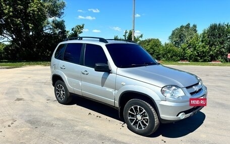 Chevrolet Niva I рестайлинг, 2013 год, 410 000 рублей, 3 фотография