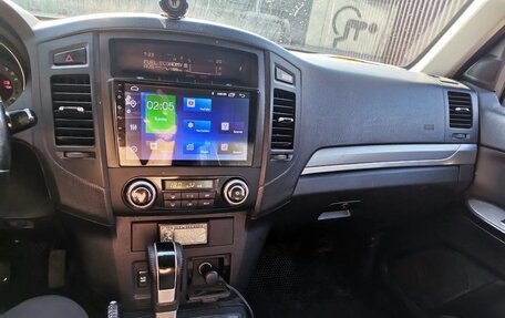 Mitsubishi Pajero IV, 2010 год, 1 700 000 рублей, 8 фотография