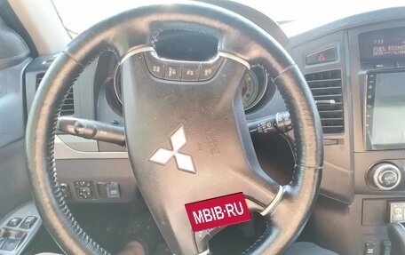 Mitsubishi Pajero IV, 2010 год, 1 700 000 рублей, 9 фотография