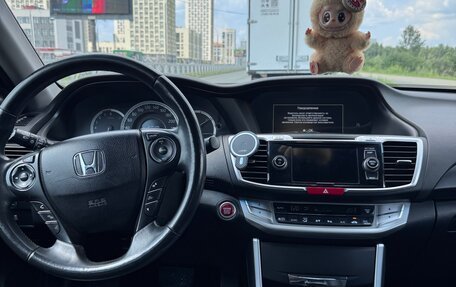 Honda Accord IX рестайлинг, 2013 год, 1 570 000 рублей, 5 фотография