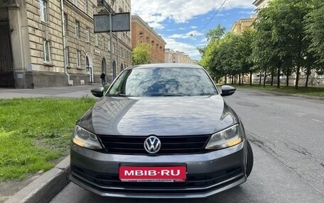 Volkswagen Jetta VI, 2015 год, 1 115 000 рублей, 1 фотография