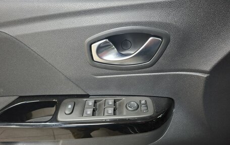 Renault Kaptur I рестайлинг, 2021 год, 2 000 000 рублей, 19 фотография