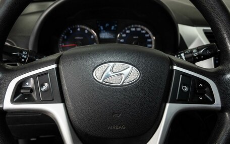 Hyundai Solaris II рестайлинг, 2011 год, 650 000 рублей, 9 фотография