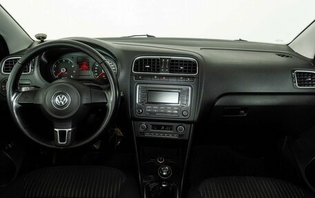 Volkswagen Polo VI (EU Market), 2013 год, 598 000 рублей, 7 фотография