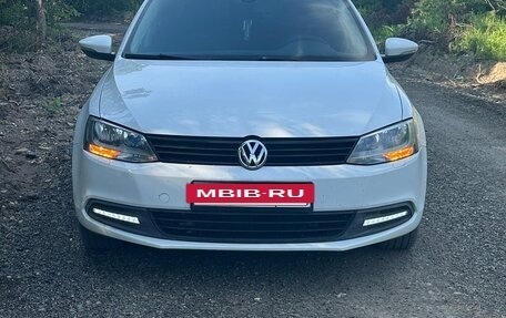 Volkswagen Jetta VI, 2014 год, 700 000 рублей, 3 фотография