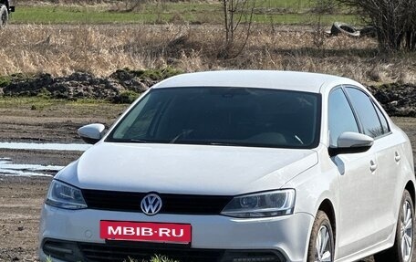 Volkswagen Jetta VI, 2014 год, 700 000 рублей, 6 фотография