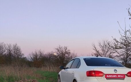 Volkswagen Jetta VI, 2014 год, 700 000 рублей, 5 фотография
