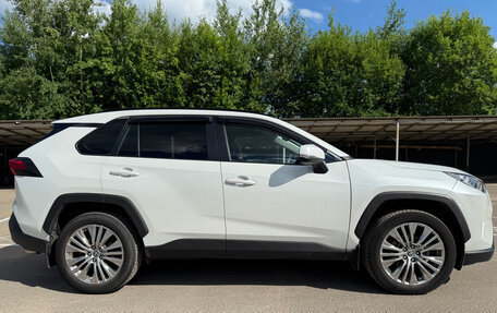 Toyota RAV4, 2021 год, 3 200 000 рублей, 3 фотография