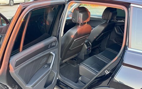 Volkswagen Tiguan II, 2019 год, 2 800 000 рублей, 17 фотография