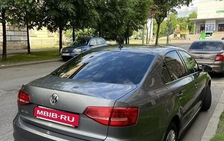 Volkswagen Jetta VI, 2015 год, 1 115 000 рублей, 4 фотография