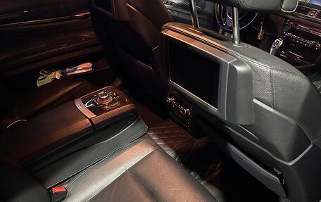 BMW 7 серия, 2011 год, 1 900 000 рублей, 13 фотография