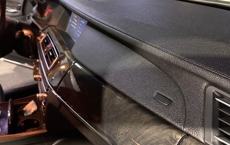 BMW 7 серия, 2011 год, 1 900 000 рублей, 12 фотография