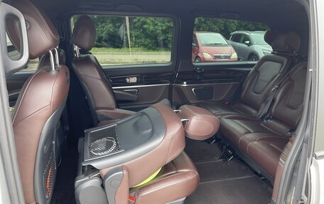 Mercedes-Benz V-Класс, 2017 год, 5 100 000 рублей, 5 фотография