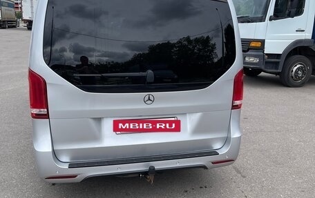 Mercedes-Benz V-Класс, 2017 год, 5 100 000 рублей, 4 фотография
