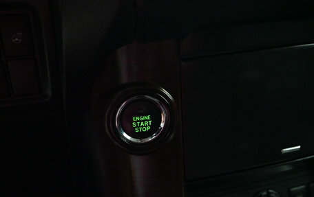 Toyota Land Cruiser Prado 150 рестайлинг 2, 2013 год, 3 495 000 рублей, 17 фотография