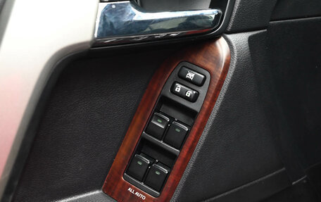Toyota Land Cruiser Prado 150 рестайлинг 2, 2013 год, 3 495 000 рублей, 13 фотография