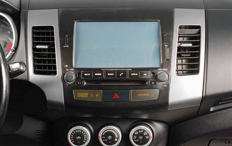 Mitsubishi Outlander III рестайлинг 3, 2007 год, 1 159 000 рублей, 15 фотография
