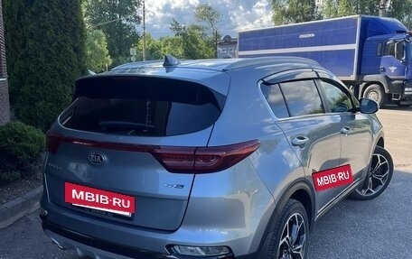 KIA Sportage IV рестайлинг, 2020 год, 2 000 000 рублей, 2 фотография