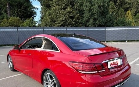 Mercedes-Benz E-Класс, 2015 год, 2 100 000 рублей, 3 фотография