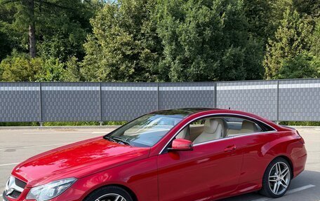 Mercedes-Benz E-Класс, 2015 год, 2 100 000 рублей, 5 фотография