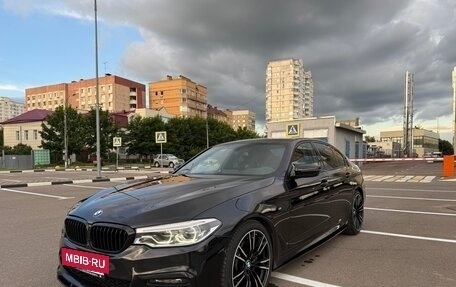 BMW 5 серия, 2019 год, 3 830 000 рублей, 3 фотография