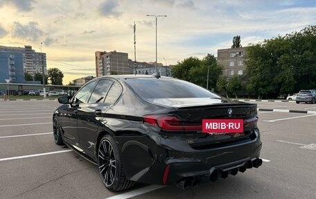BMW 5 серия, 2019 год, 3 830 000 рублей, 8 фотография