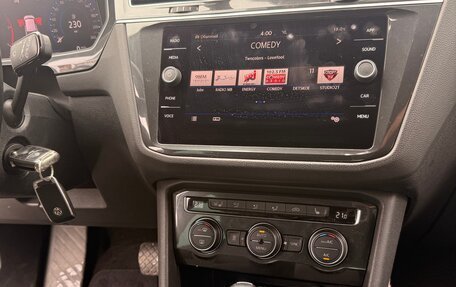 Volkswagen Tiguan II, 2019 год, 2 850 000 рублей, 9 фотография