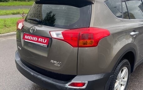 Toyota RAV4, 2013 год, 1 620 000 рублей, 4 фотография