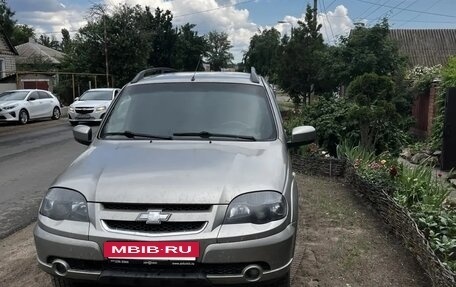 Chevrolet Niva I рестайлинг, 2013 год, 470 000 рублей, 2 фотография