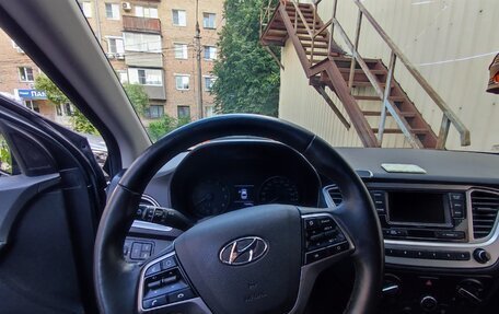 Hyundai Solaris II рестайлинг, 2019 год, 1 090 000 рублей, 6 фотография
