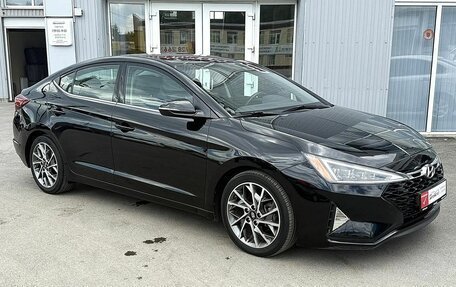 Hyundai Elantra VI рестайлинг, 2019 год, 1 799 000 рублей, 2 фотография