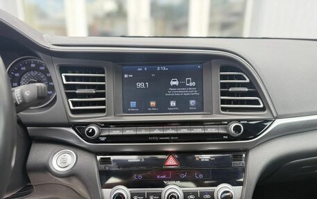 Hyundai Elantra VI рестайлинг, 2019 год, 1 799 000 рублей, 13 фотография