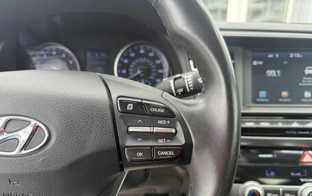 Hyundai Elantra VI рестайлинг, 2019 год, 1 799 000 рублей, 16 фотография