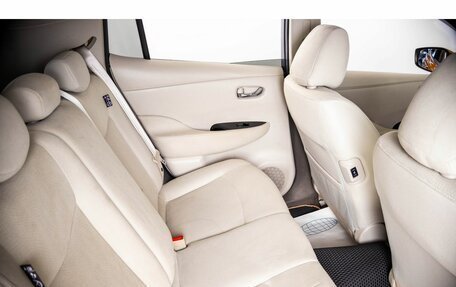 Nissan Leaf I, 2015 год, 999 000 рублей, 9 фотография