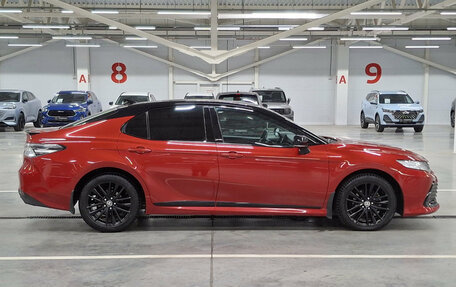 Toyota Camry, 2021 год, 3 350 000 рублей, 5 фотография